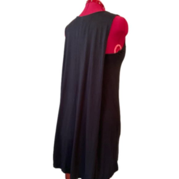 Gilmour - Black Cape  Dress - Picture 1 of 4